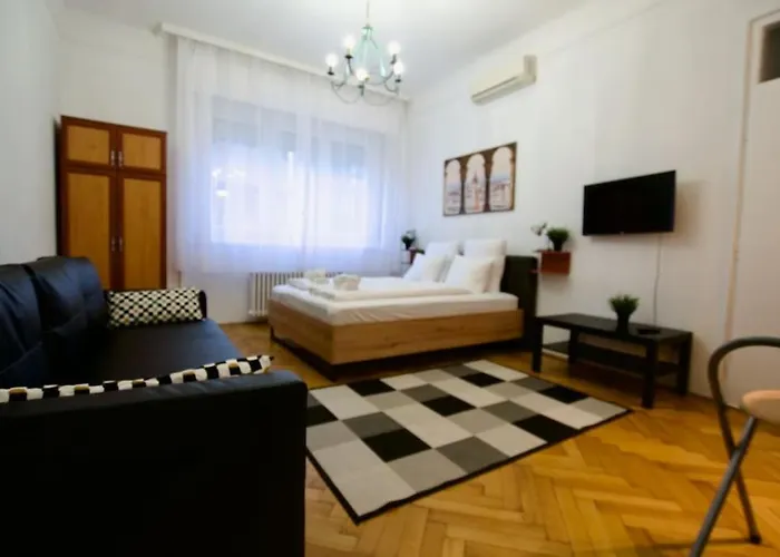 Apartament Standard By Hi5- Aranykez Budapesta