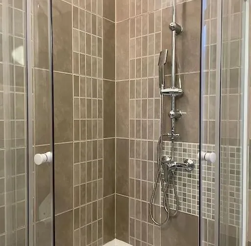 Standard By Hi5- Aranykez Apartament